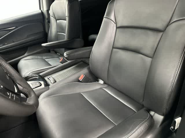2018 Honda Pilot Touring White Diamond Pearl at Westside Kia