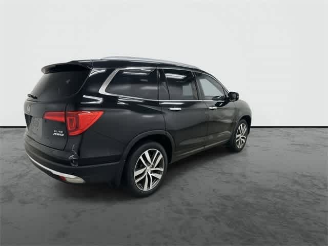2016 Honda Pilot Elite Black at Sterling McCall Nissan