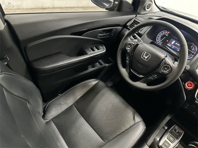 2016 Honda Pilot Elite Black at Sterling McCall Nissan