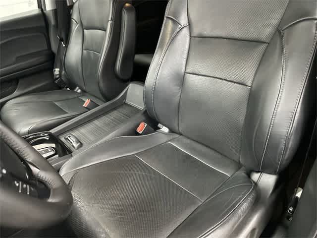 2016 Honda Pilot Elite Black at Sterling McCall Nissan