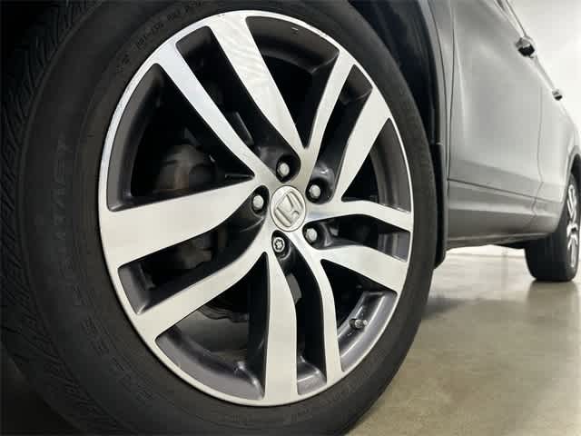 2016 Honda Pilot Elite Black at Sterling McCall Nissan