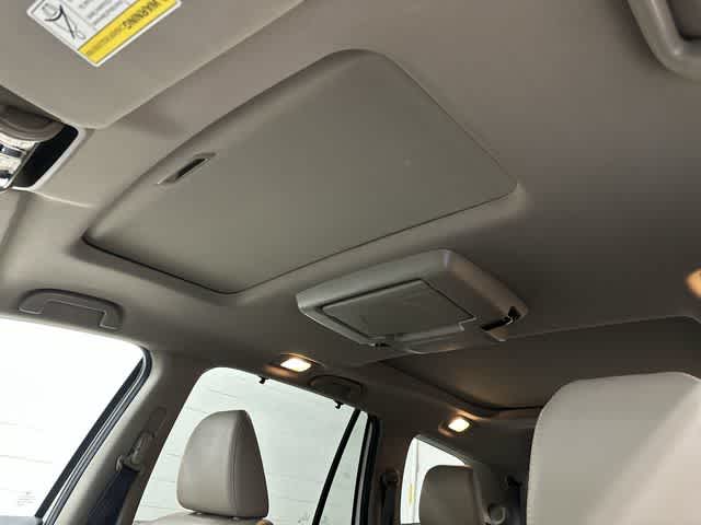 2020 Honda Pilot Elite Platinum White Pearl at Group 1 Toyota Southwest