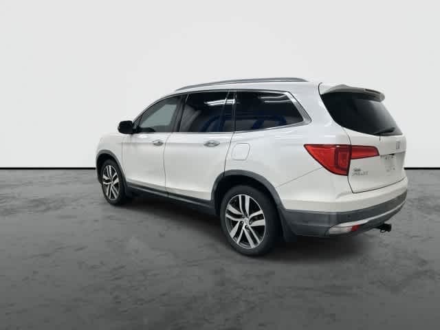 2016 Honda Pilot photo 9 of 33