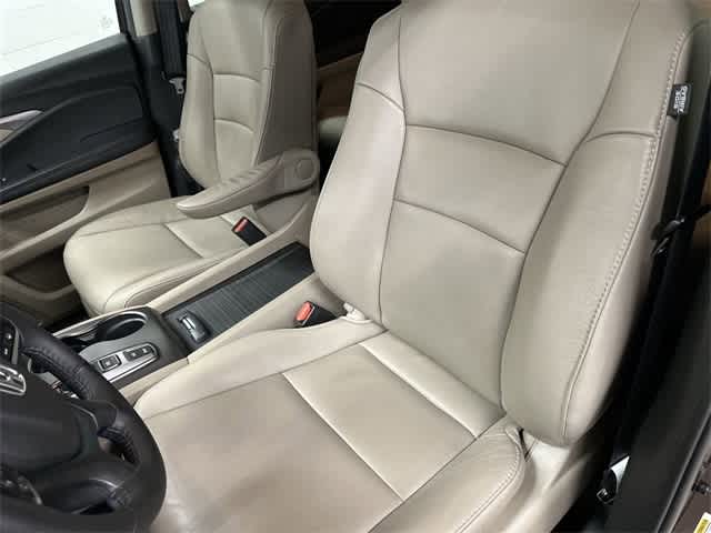 2022 Honda Pilot Special Edition Deep Scarlet Pearl at Lexus Southwest Houston