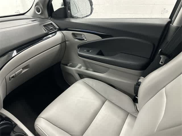 2019 Honda Pilot Touring 7-Passenger Lunar Silver Metallic at Lexus Southwest Houston