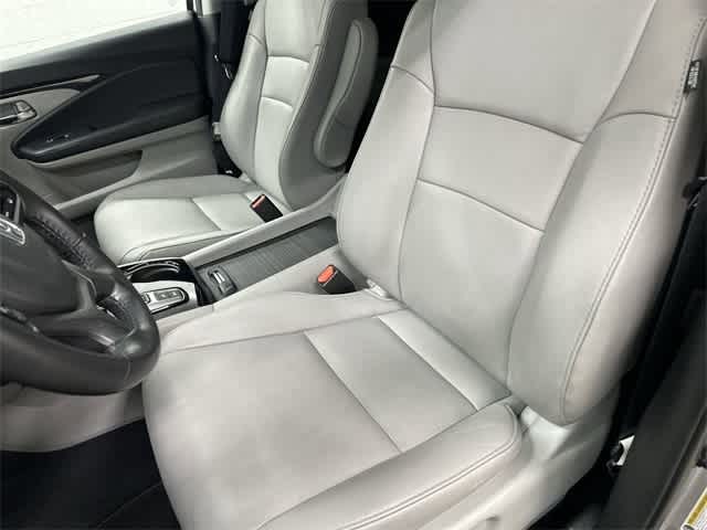 2019 Honda Pilot Touring 7-Passenger Lunar Silver Metallic at Lexus Southwest Houston