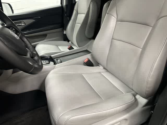 2020 Honda Pilot Touring 8-Passenger Obsidian Blue Pearl at AutoNation USA Houston