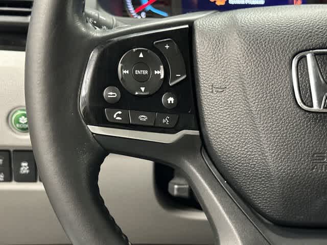 2020 Honda Pilot photo 17 of 33
