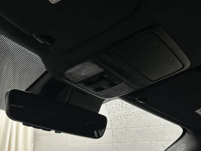 2023 Honda Passport photo 20 of 31