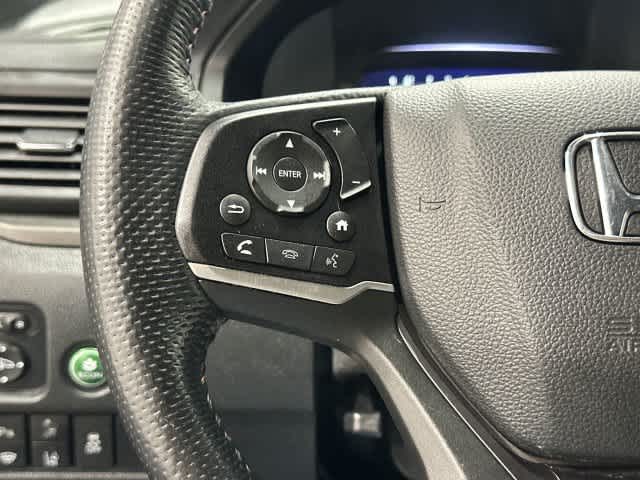 2023 Honda Passport photo 16 of 31