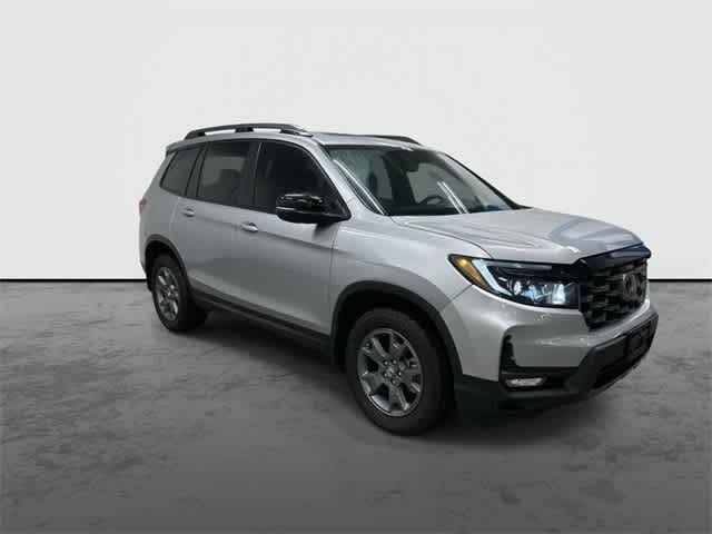 2025 Honda Passport TrailSport Lunar Silver Metallic at Honda of Clear Lake