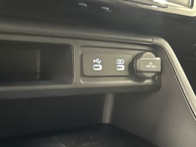 2026 Honda Passport photo 26 of 33