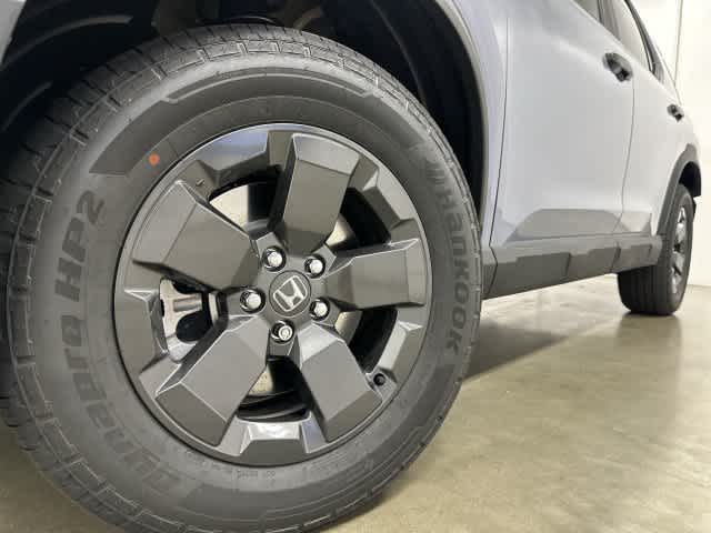 2026 Honda Passport photo 29 of 33