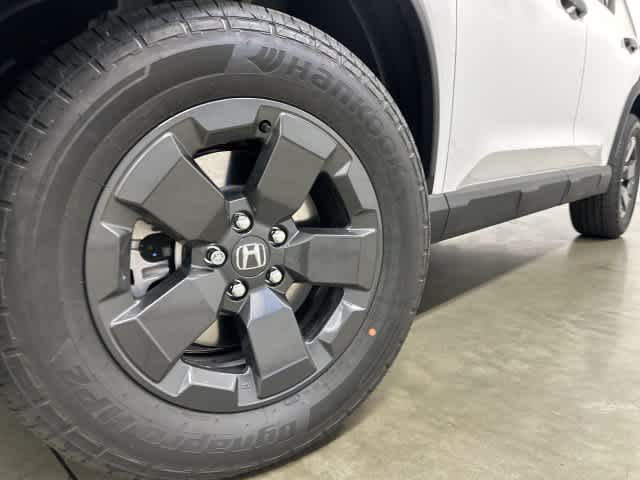 2026 Honda Passport photo 28 of 32