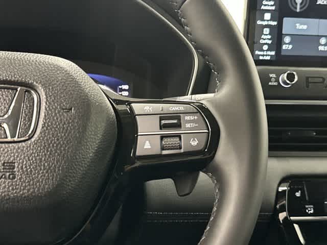 2026 Honda Passport photo 17 of 32