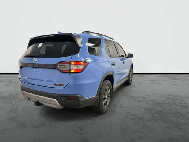 2025 Honda Pilot TrailSport Diffused Sky Pearl at Beck & Masten Kia