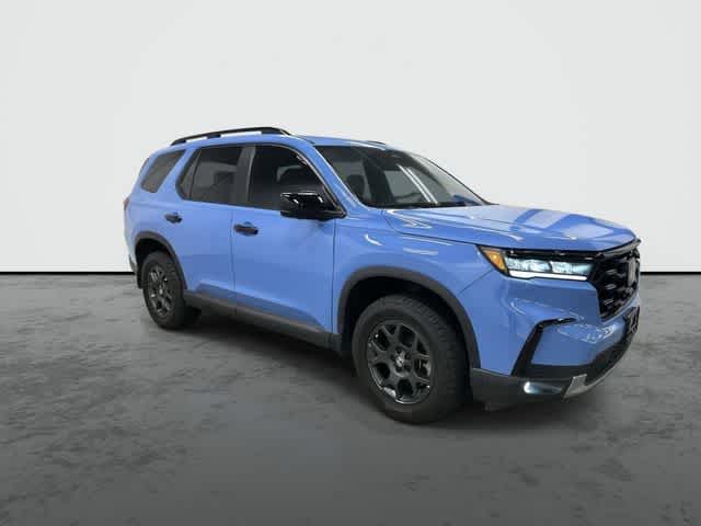 2025 Honda Pilot TrailSport Diffused Sky Pearl at Beck & Masten Kia