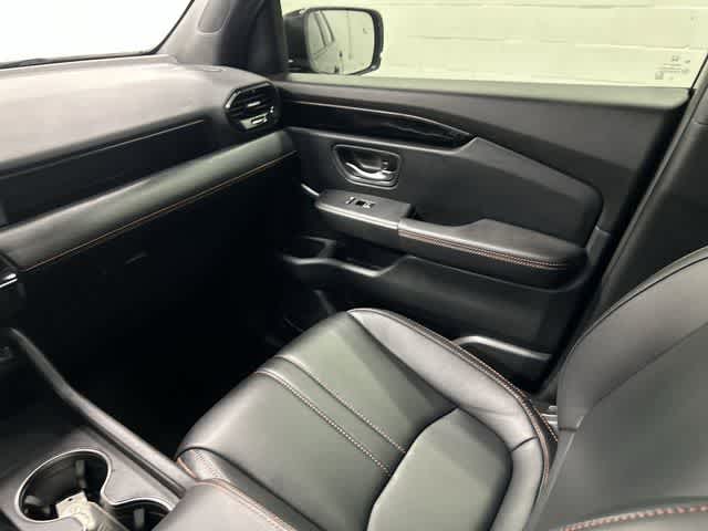 2024 Honda Pilot TrailSport Crystal Black Pearl at Honda of Clear Lake