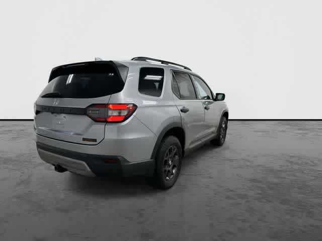 2025 Honda Pilot TrailSport Lunar Silver Metallic at Honda of Clear Lake