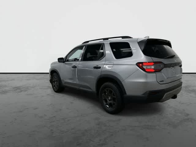 2025 Honda Pilot TrailSport Lunar Silver Metallic at Honda of Clear Lake