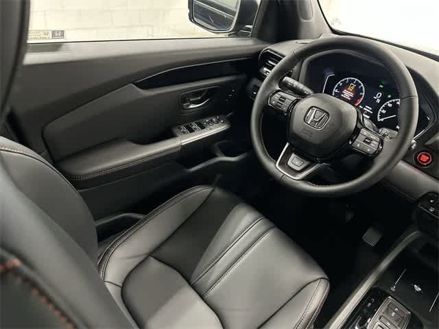 2025 Honda Pilot TrailSport Crystal Black Pearl at Honda of Clear Lake