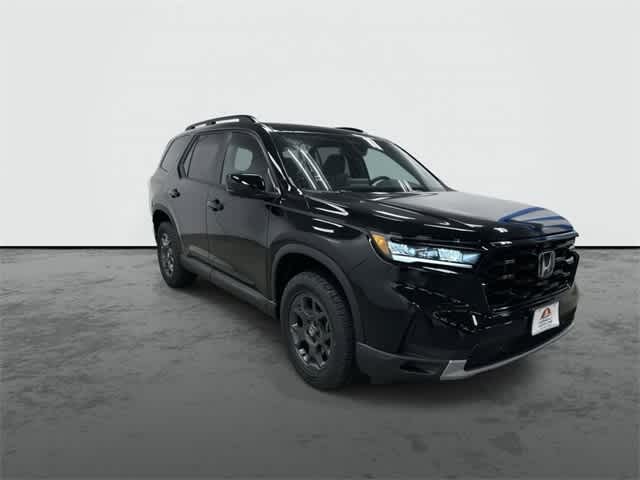2025 Honda Pilot TrailSport Crystal Black Pearl at Honda of Clear Lake