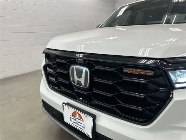 2025 Honda Pilot TrailSport Platinum White Pearl at Honda of Clear Lake