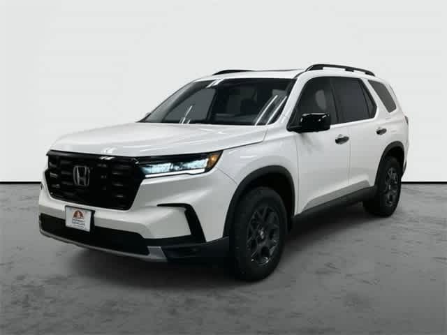 2025 Honda Pilot TrailSport Platinum White Pearl at Honda of Clear Lake