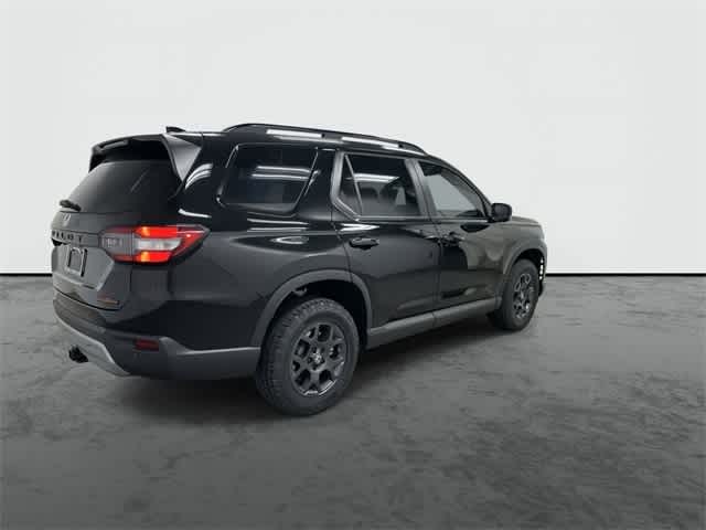 2025 Honda Pilot TrailSport Crystal Black Pearl at Honda of Clear Lake