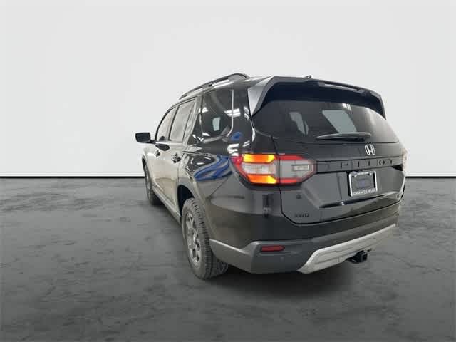 2025 Honda Pilot TrailSport Crystal Black Pearl at Honda of Clear Lake