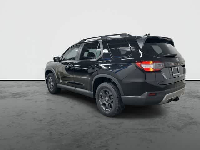 2026 Honda Pilot TrailSport Crystal Black Pearl at Honda of Clear Lake