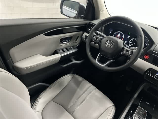 2025 Honda Pilot Touring Lunar Silver Metallic at Honda of Clear Lake