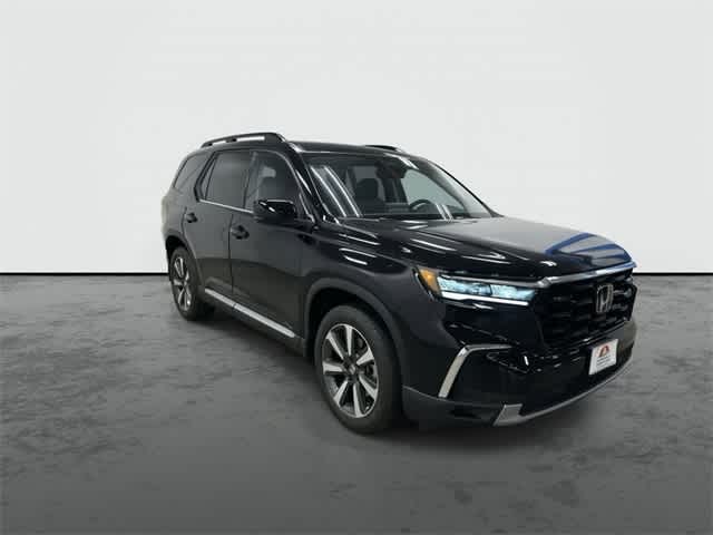 2025 Honda Pilot Touring Crystal Black Pearl at Honda of Clear Lake