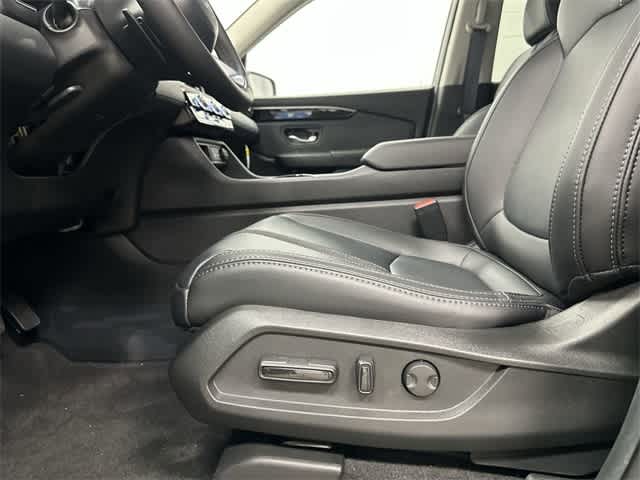 2025 Honda Pilot Touring Crystal Black Pearl at Honda of Clear Lake