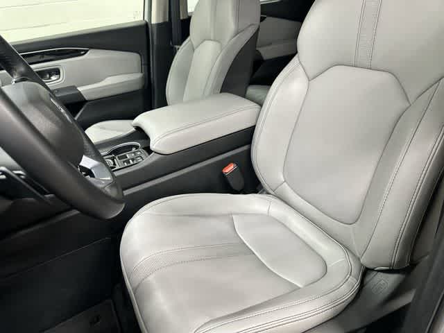 2025 Honda Pilot Touring Lunar Silver Metallic at Honda of Clear Lake