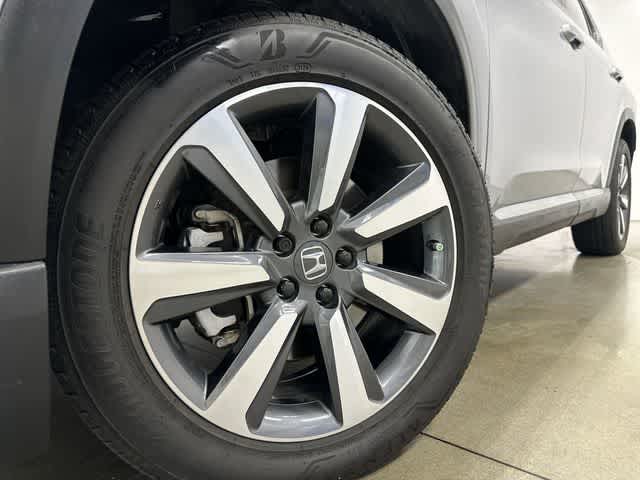 2025 Honda Pilot Touring Lunar Silver Metallic at Honda of Clear Lake