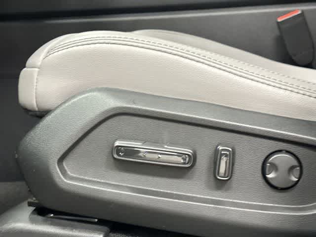 2025 Honda Pilot Touring Lunar Silver Metallic at Honda of Clear Lake