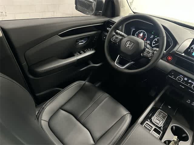 2025 Honda Pilot Touring+ Crystal Black Pearl at Honda of Clear Lake