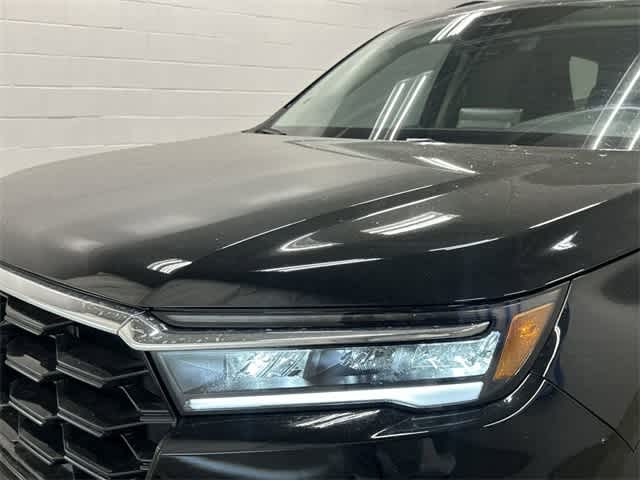 2025 Honda Pilot Touring+ Crystal Black Pearl at Honda of Clear Lake