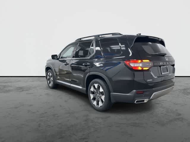 2026 Honda Pilot Elite Crystal Black Pearl at Beck & Masten Kia