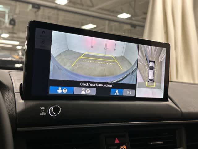2026 Honda Pilot photo 23 of 33