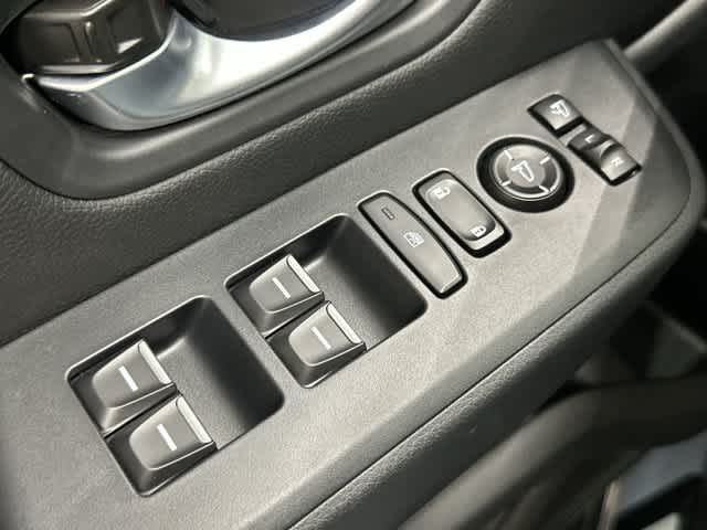 2026 Honda Pilot photo 20 of 33