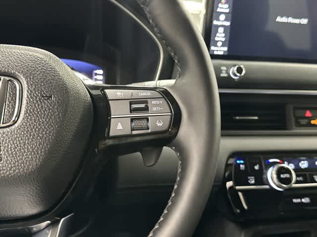 2026 Honda Pilot photo 18 of 33
