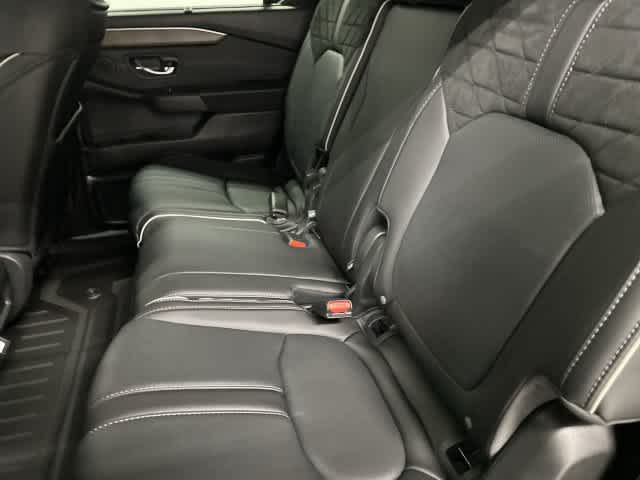2026 Honda Pilot photo 11 of 33
