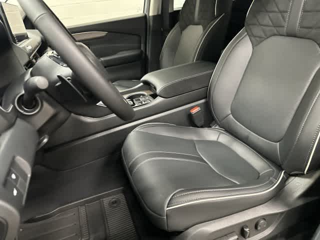 2026 Honda Pilot photo 10 of 33
