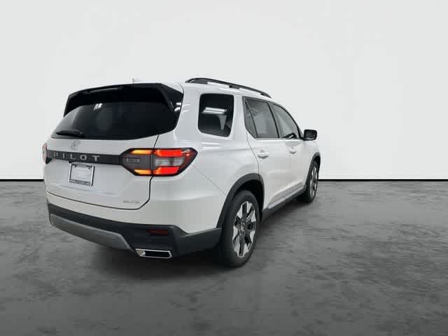 2026 Honda Pilot Elite Platinum White Pearl at Team Honda