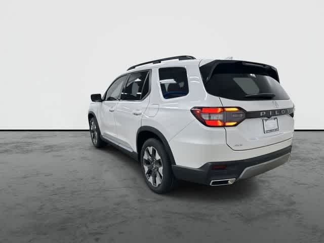 2026 Honda Pilot Elite Platinum White Pearl at Team Honda