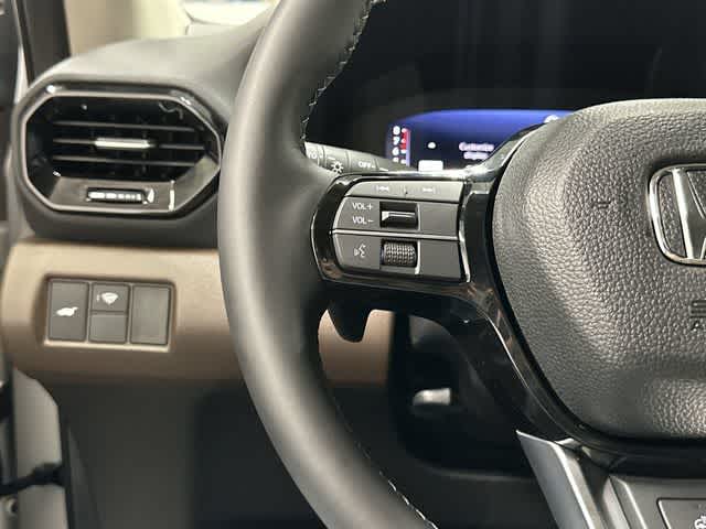 2026 Honda Pilot Elite Platinum White Pearl at Team Honda