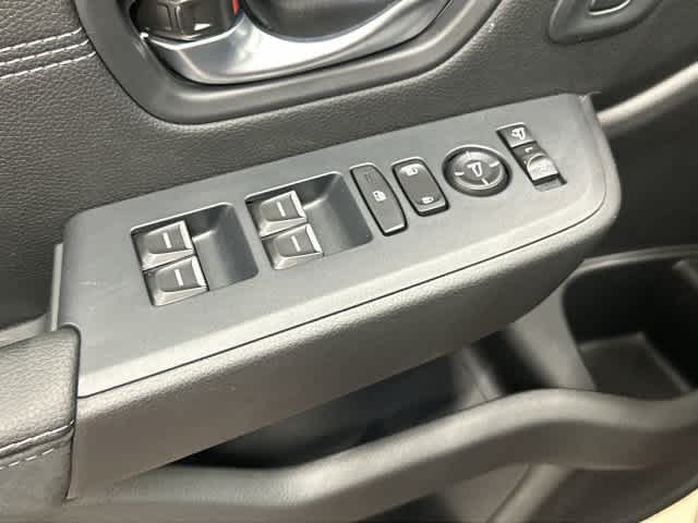 2026 Honda Pilot photo 19 of 32
