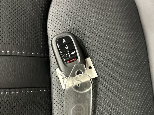2026 Honda Pilot photo 32 of 32